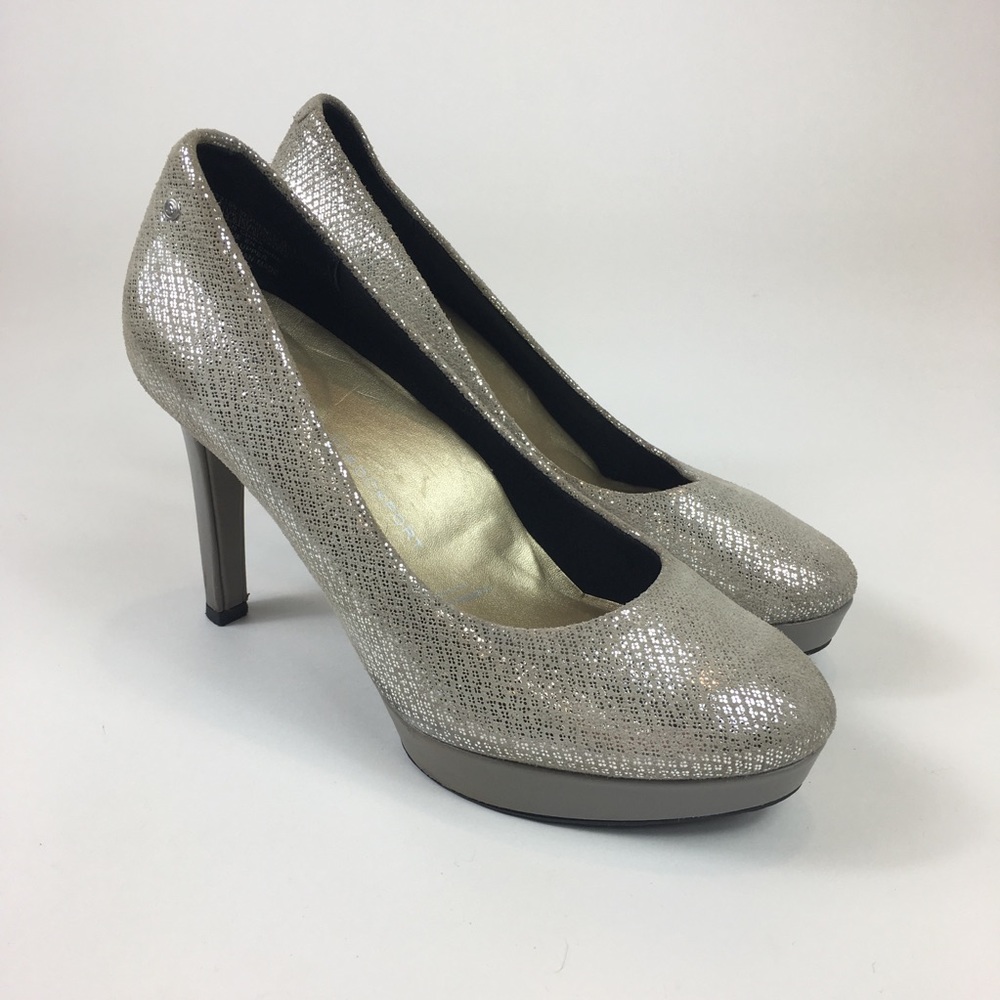 🎉Rockport} Adiprene by Adidas silver suede heels.